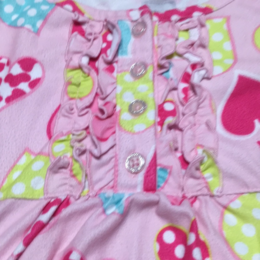 Heart nightgown size 12 Girls long night gown EUC-like new - Picture 4 of 7